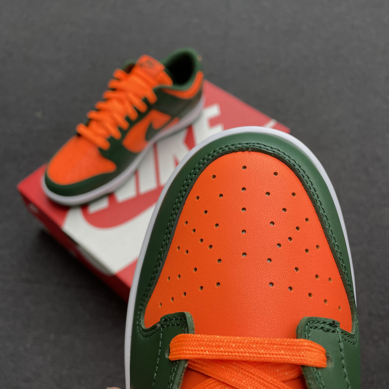 Nike Dunk Low Miami Hurricanes Dd1391 300 (8) - www.newkick.vip